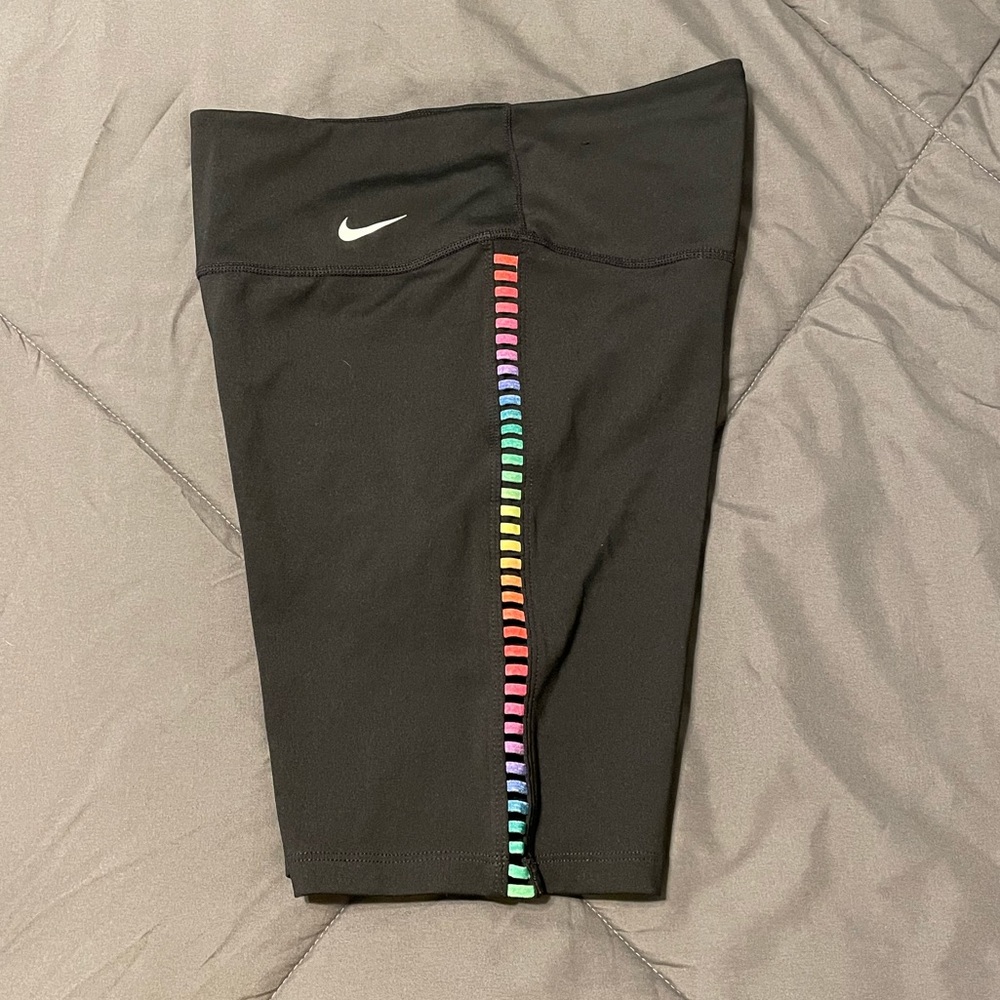 Women’s Nike 7” biker shorts with rainbow ladder sides size small